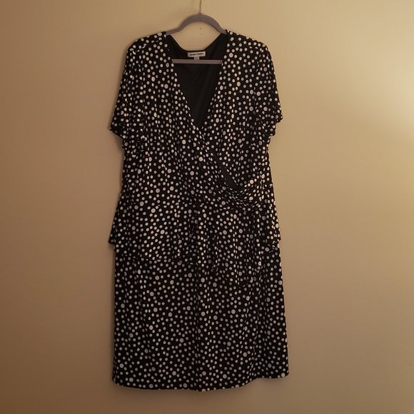 Shelby & Palmer Dresses & Skirts - Shelby & Palmer Polka Dot Peplum Dress